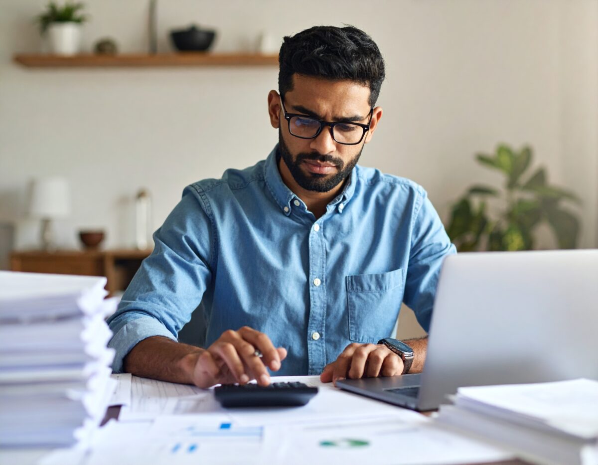 Cómo calcular precios de venta de tus productos personalizados sin perder dinero, Fórmula base: costos fijos, variables, margen de ganancia, tiempo de trabajo, etc.