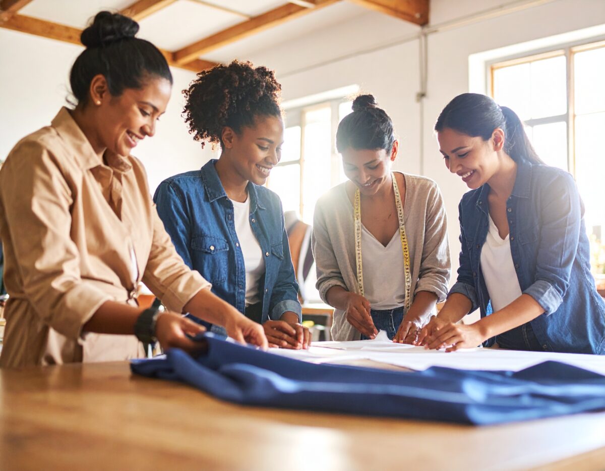 Guía Definitiva: Cómo Empezar Tu Negocio de Personalización Textil desde Casa y Triunfar